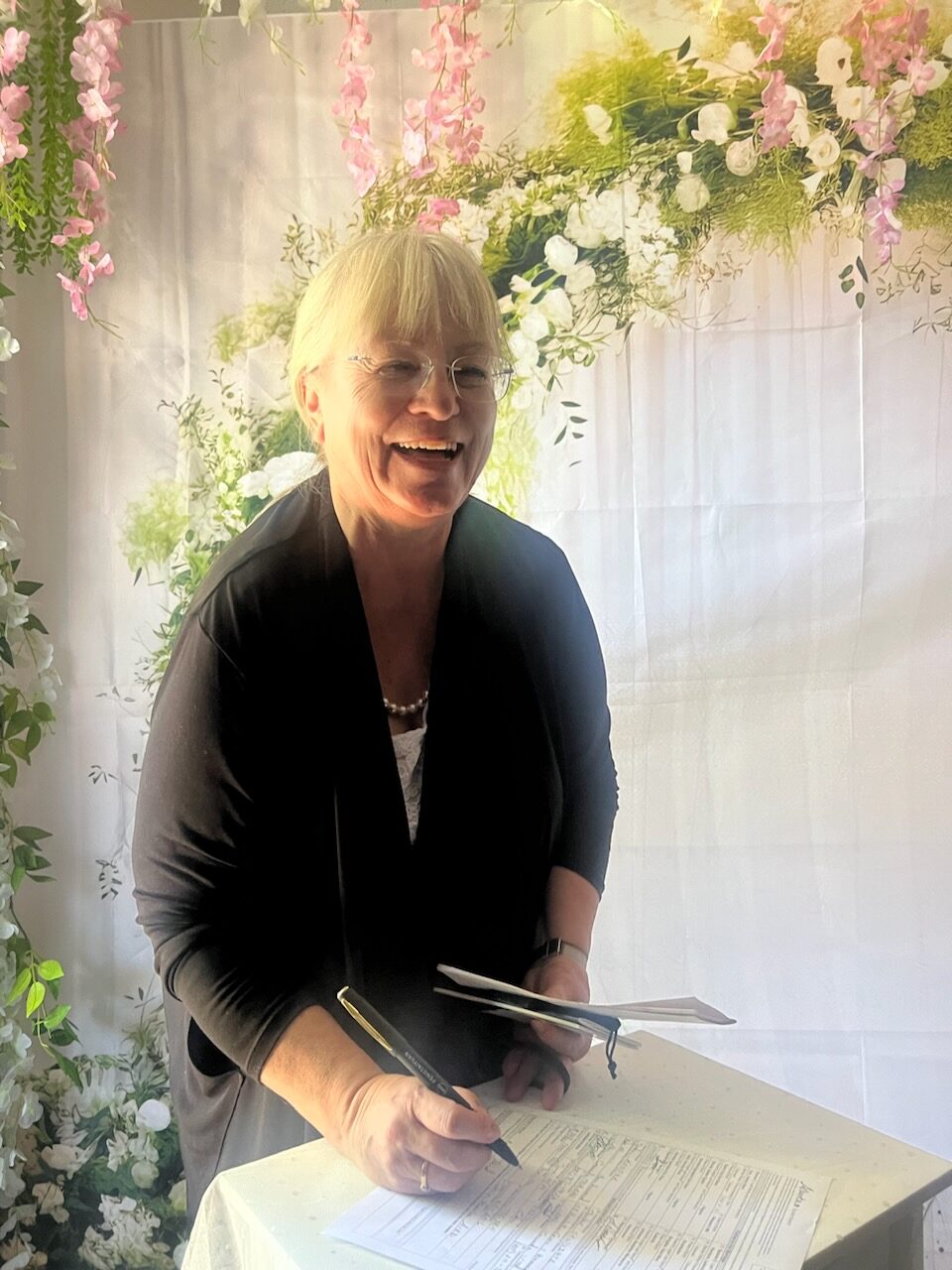 Maria Todzia Aird, Edmonton marriage commissioner